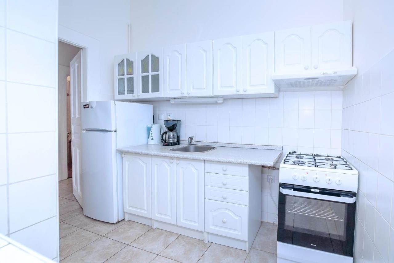 Apartments Vezenska Prague Luaran gambar