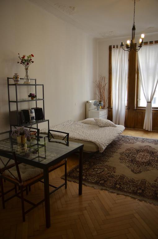 Apartments Vezenska Prague Bilik gambar