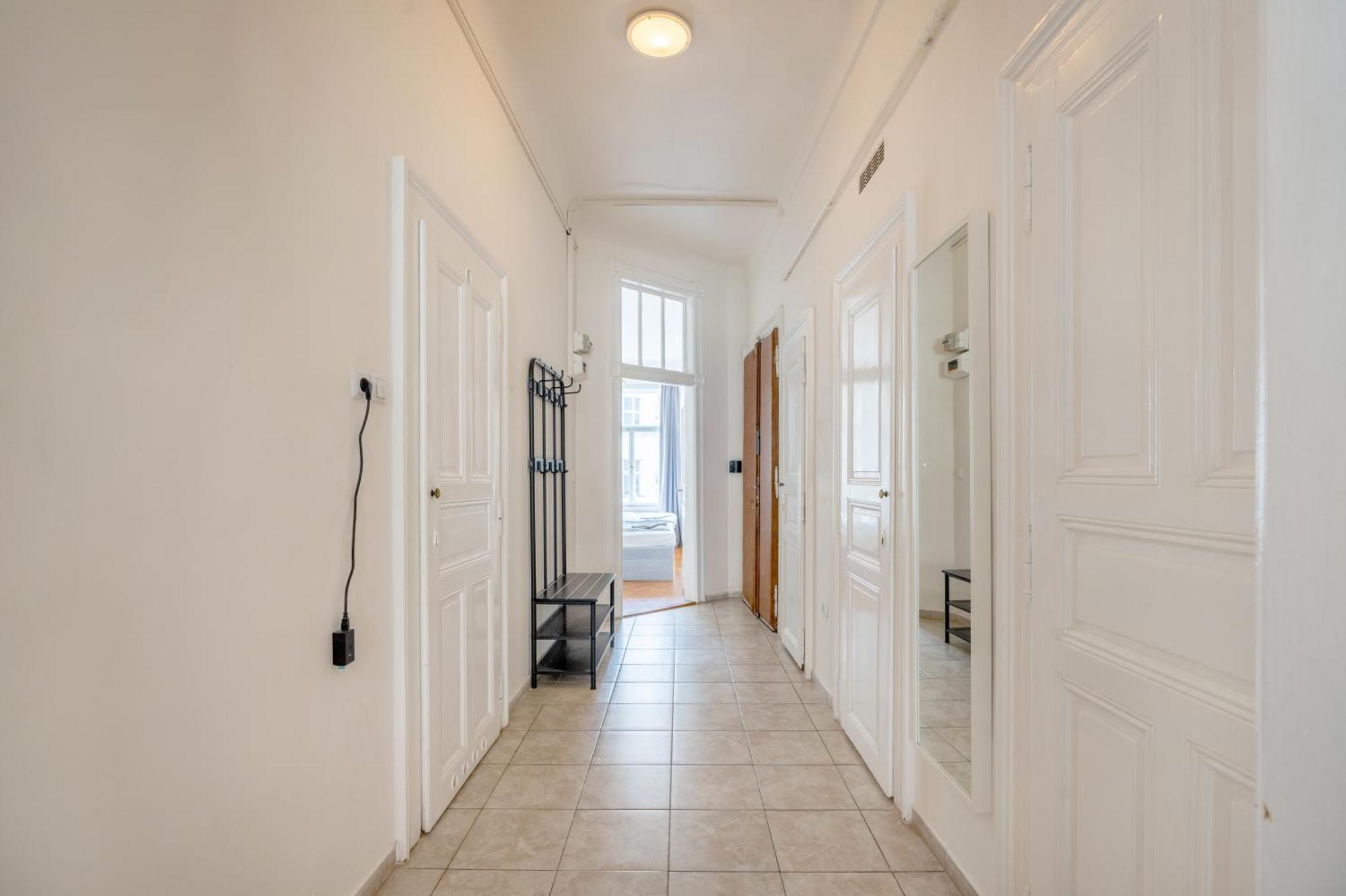 Apartments Vezenska Prague Bilik gambar