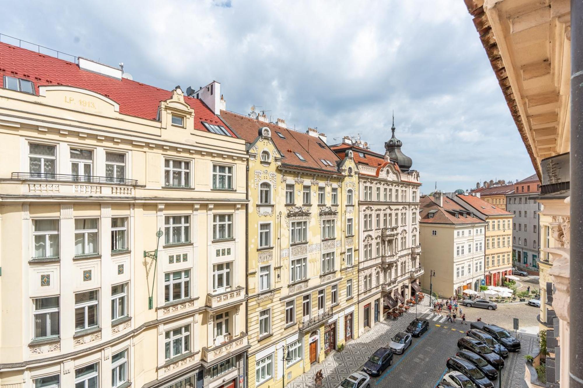Apartments Vezenska Prague Bilik gambar