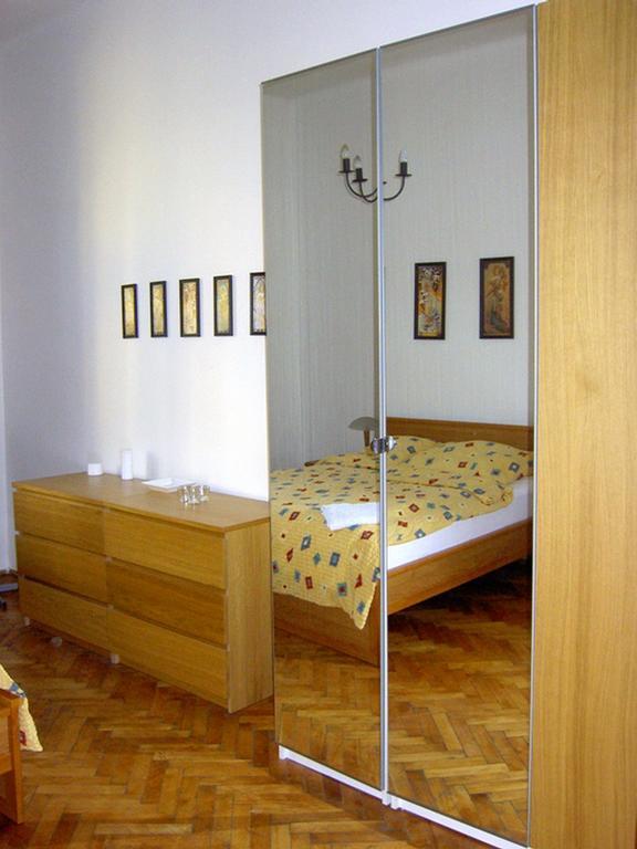 Apartments Vezenska Prague Bilik gambar