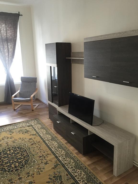 Apartments Vezenska Prague Luaran gambar