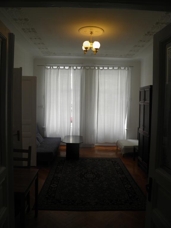 Apartments Vezenska Prague Luaran gambar