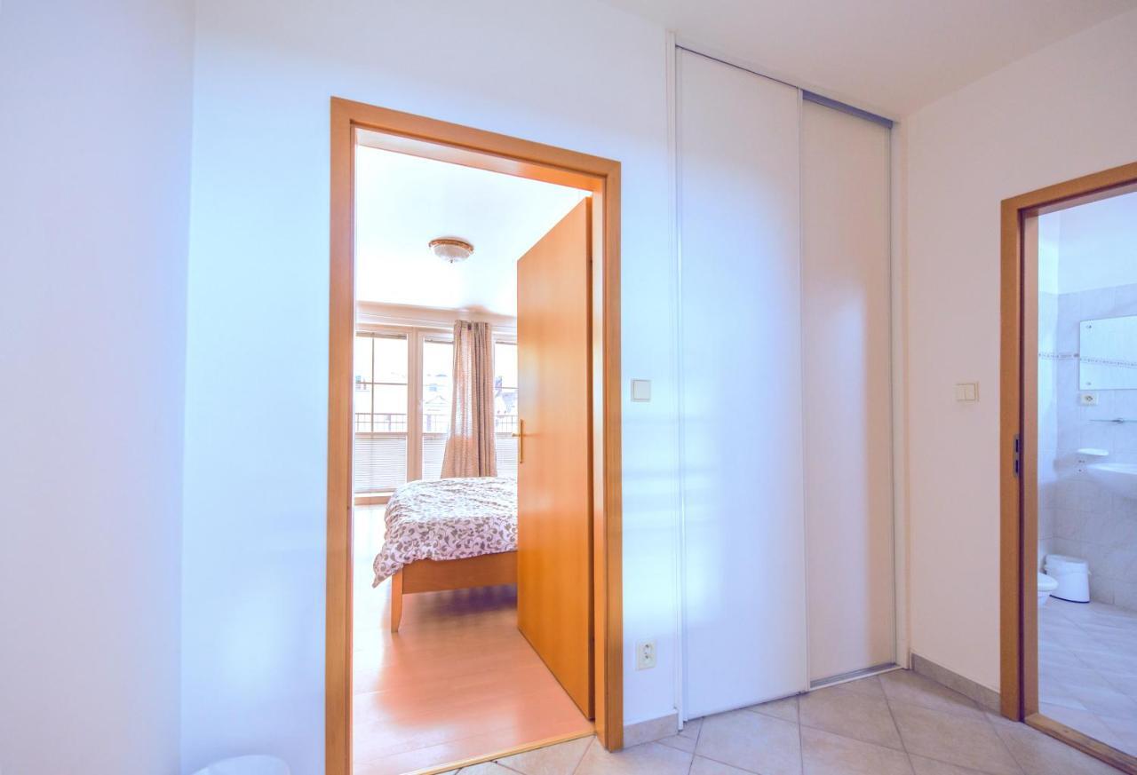 Apartments Vezenska Prague Luaran gambar